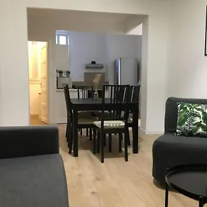 Flc - St Charles 100 M, 10 Guests 3 - Box En Sus Appartement
